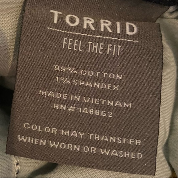 NWT Torrid Boyfriend Straight Vintage Stretch Jeans Size 16 - Picture 4 of 7